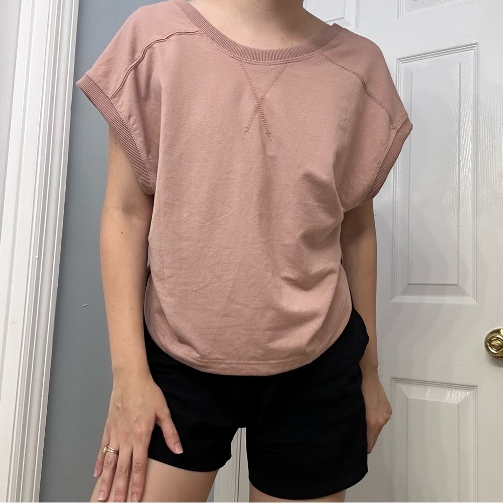 Free People Movement Top Reversible Pink Gym Outdoor V-Neck Size Small New